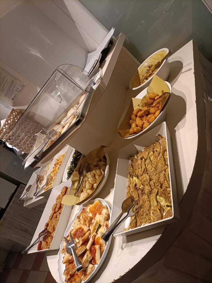 Oasi Del Mare Hotel Rimini Ngoại thất bức ảnh