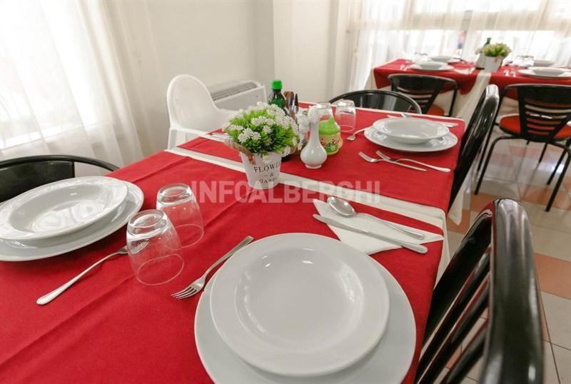 Oasi Del Mare Hotel Rimini Ngoại thất bức ảnh